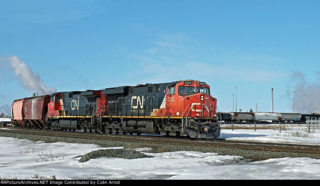 CN 2242